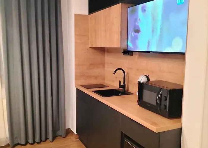 Best Central Room דירה
